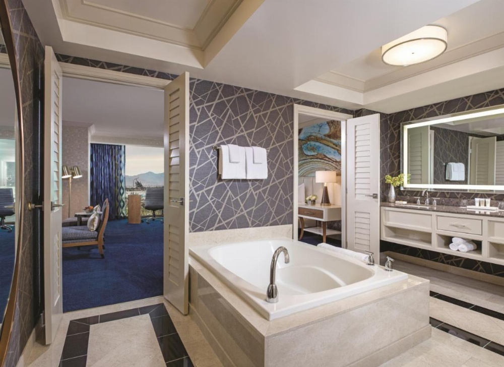 Mandalay Bay Image 42